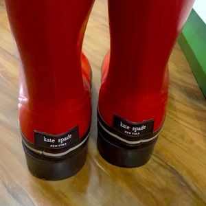 Kate Spade Rainy Red rubber boot- never worn